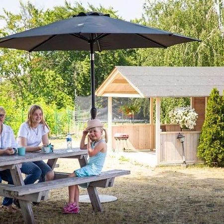 Comfortable Bungalow With A Covered Terrace, For 6 People, Miedzyzdroje Bagian luar foto