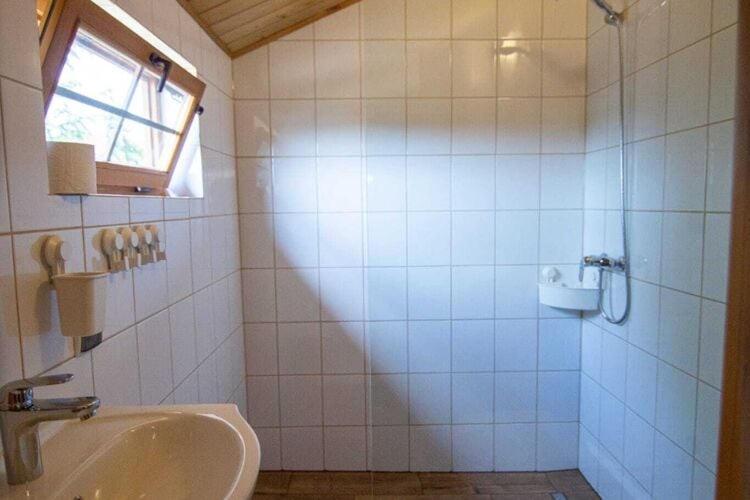 Comfortable Bungalow With A Covered Terrace, For 6 People, Miedzyzdroje Bagian luar foto